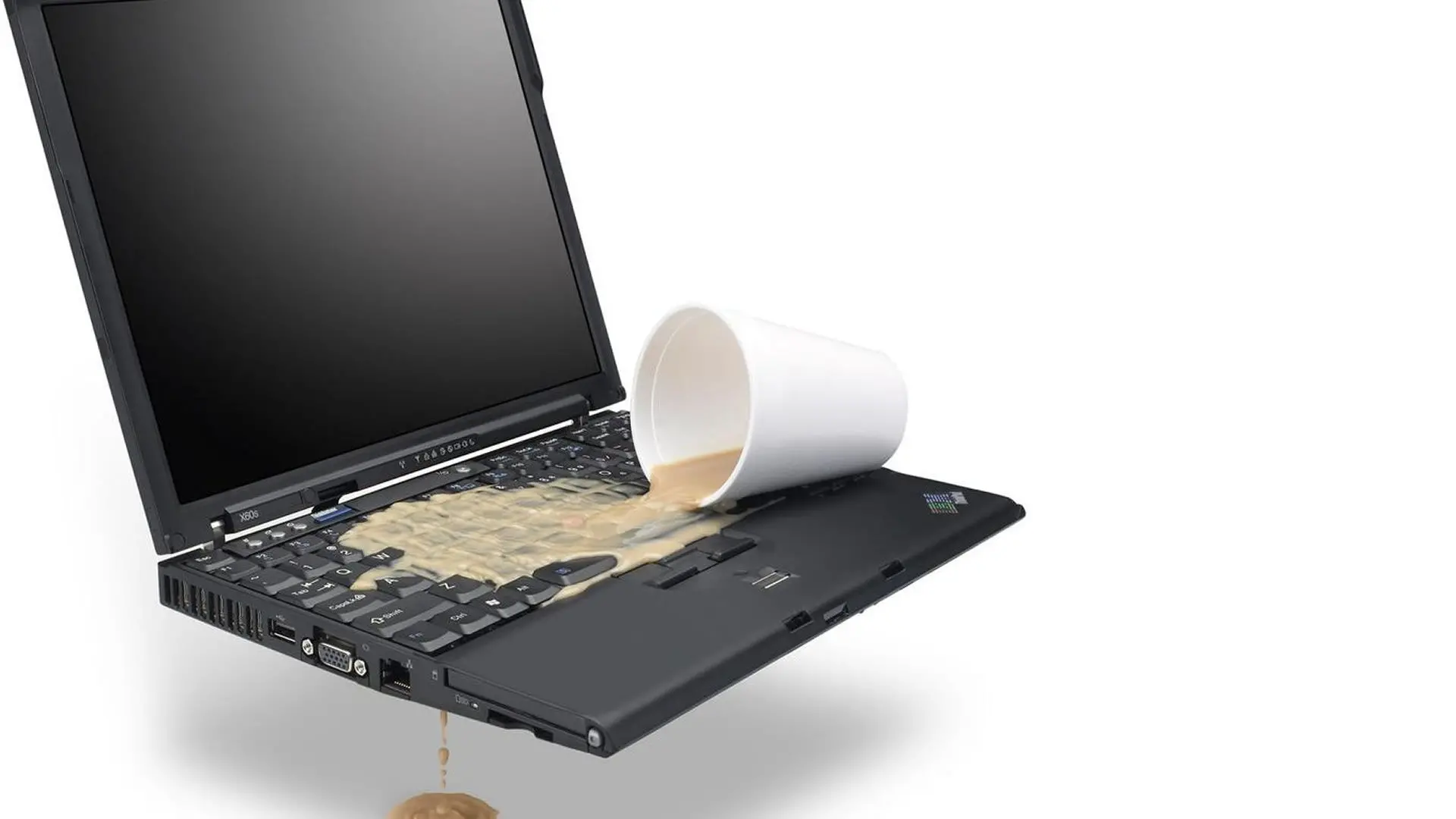 Dell Notebook Sıvı Dökülmesinin Onarımı