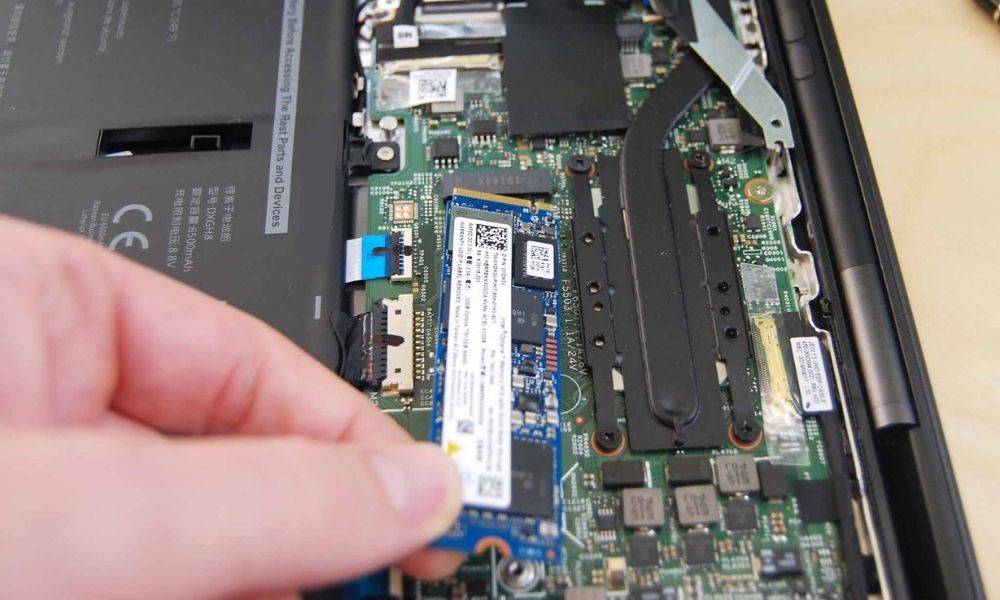 Dell Laptop HDD-SSD Değişimi