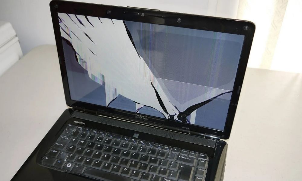 Dell Laptop Ekran Tamiri